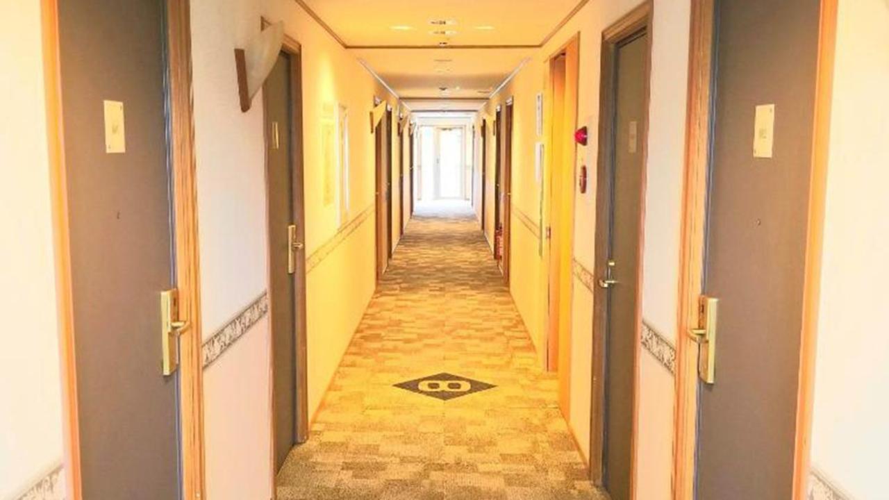 Toyoko Inn Shin-Osaka Chuo-Guchi Shinkan Eksteriør bilde
